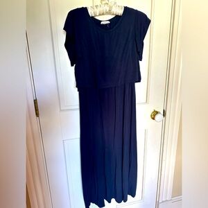 Ingrid & Isabel Maternity/Nursing Dress